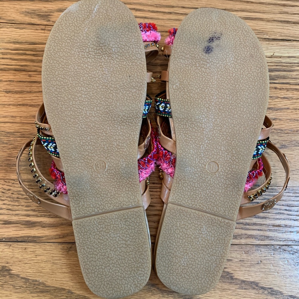 NWOT- Indian Sandals - Picture 5 of 9
